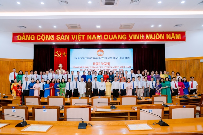 Ủy ban MTTQ Việt Nam quận Long Biên tổng kết hoạt động giai đoạn 2003-2025- Ảnh 9.