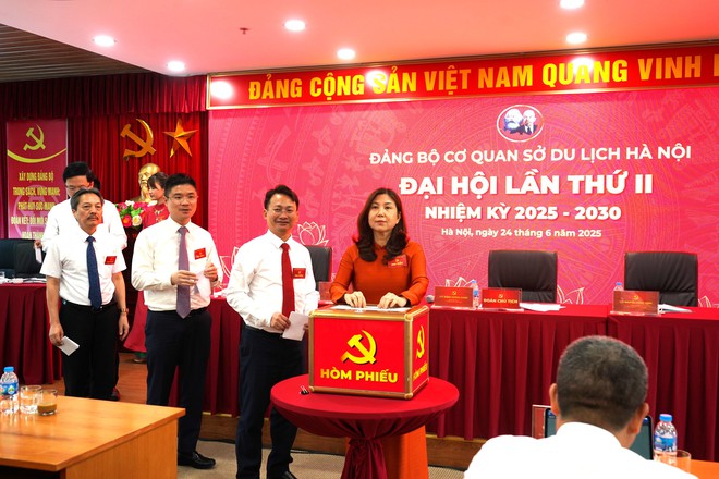 Đại hội Đảng bộ Sở Du lịch Hà Nội lần thứ II, nhiệm kỳ 2025 - 2030 thành công tốt đẹp- Ảnh 7.