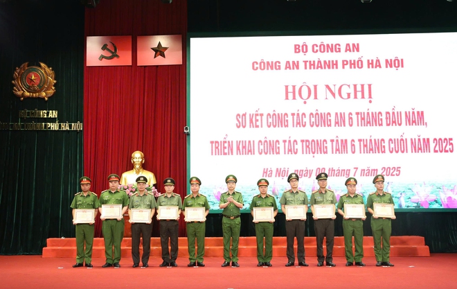 Công an Hà Nội vận hành tổ chức bộ máy mới hiệu năng, hiệu lực, hiệu quả- Ảnh 1.