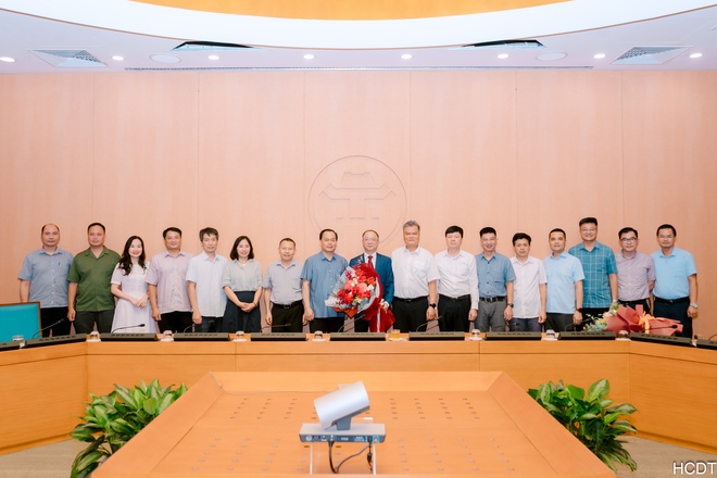 Hà Nội có tân Phó Chánh Văn phòng UBND và Phó Giám đốc Sở Quy hoạch - Kiến trúc- Ảnh 5.