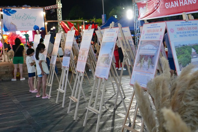 Đặc sắc chương trình nghệ thuật chào mừng Ngày thành lập phường Việt Hưng- Ảnh 5.