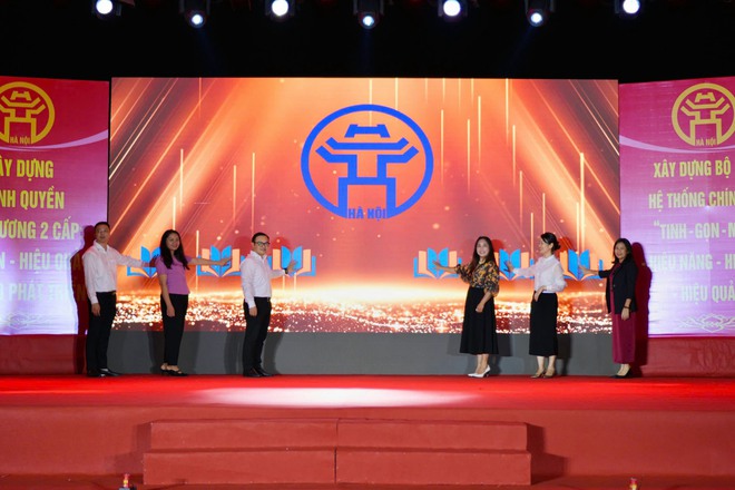 Đặc sắc chương trình nghệ thuật chào mừng Ngày thành lập phường Việt Hưng- Ảnh 3.