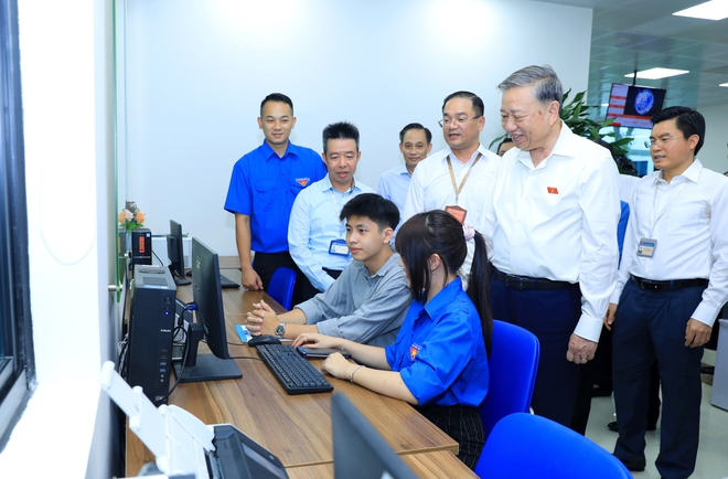 Tổng Bí thư Tô Lâm tiếp xúc cử tri 11 phường thuộc thành phố Hà Nội- Ảnh 9.