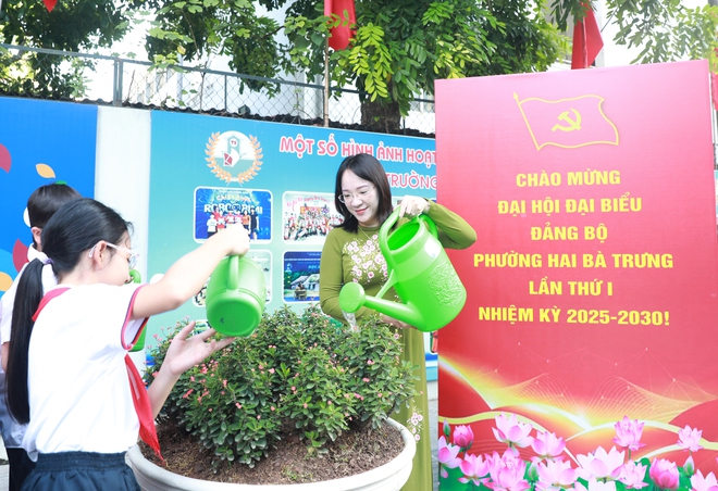 Phường Hai Bà Trưng: Khánh thành mô hình tuyến phố hoa Lê Đại Hành- Ảnh 2.