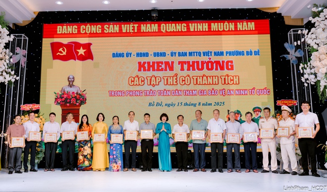 Ngày hội toàn dân bảo vệ an ninh Tổ quốc tại Bồ Đề: Lan tỏa sức mạnh đoàn kết vì bình yên cuộc sống- Ảnh 4.