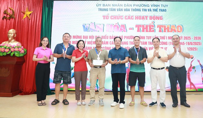Phường Vĩnh Tuy: Sôi nổi chùm hoạt động thể thao chào mừng Đại hội đại biểu Đảng bộ phường lần thứ I- Ảnh 12.