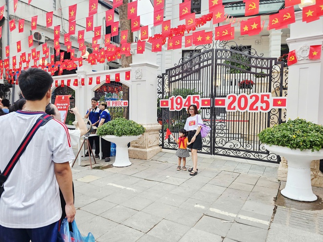 Nhiều hoạt động ý nghĩa tại Trung tâm Báo chí Thủ đô Hà Nội dịp Quốc khánh 2/9- Ảnh 9.