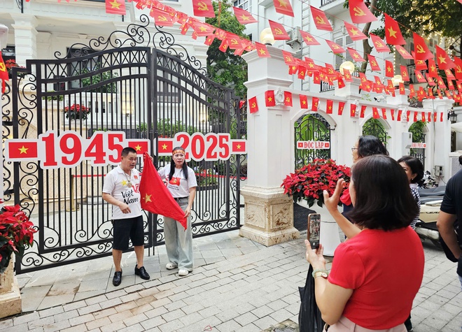 Nhiều hoạt động ý nghĩa tại Trung tâm Báo chí Thủ đô Hà Nội dịp Quốc khánh 2/9- Ảnh 8.