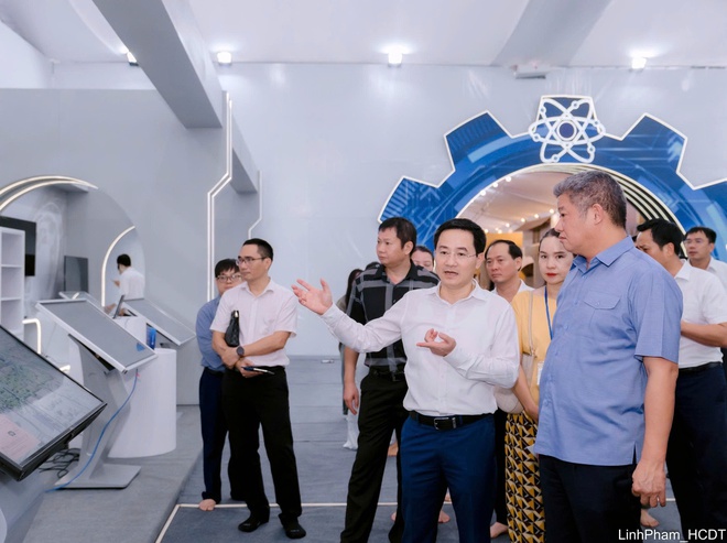 Hà Nội sẵn sàng cho Triển lãm Không gian truyền thống và sáng tạo 2025 chào mừng Quốc khánh 2/9- Ảnh 4.