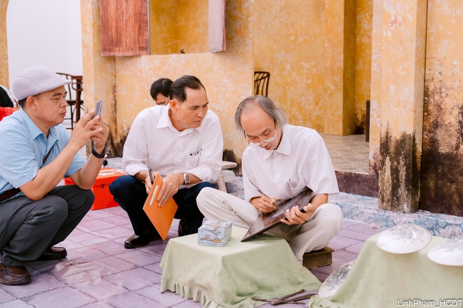 Chủ tịch UBND Thành phố Trần Sỹ Thanh tham quan Không gian Truyền thống và Sáng tạo Hà Nội 2025- Ảnh 15.