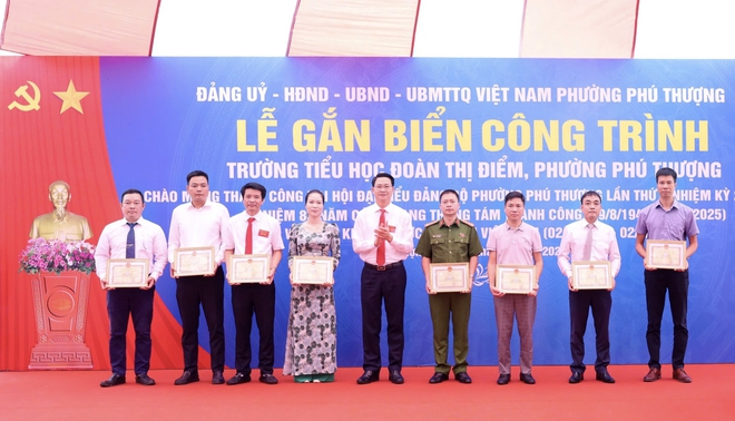 Phường Phú Thượng khánh thành công trình chào mừng 80 năm Cách mạng tháng Tám thành công và Quốc khánh 2/9- Ảnh 4.