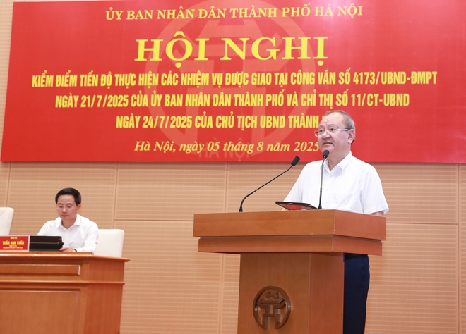 Thẳng thắn nhận diện những khó khăn, vướng mắc trong công tác tiếp nhận và giải quyết TTHC- Ảnh 4.