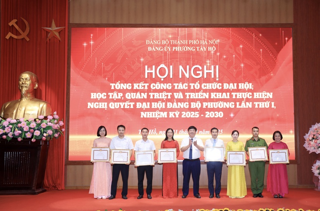 Tây Hồ tổng kết công tác tổ chức Đại hội và triển khai Nghị quyết Đại hội Đảng bộ phường lần thứ I- Ảnh 5.
