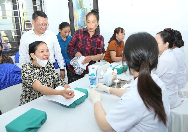 Hơn 60.000 người dân xã Tiến Thắng được khám, quản lý sức khỏe miễn phí- Ảnh 12.