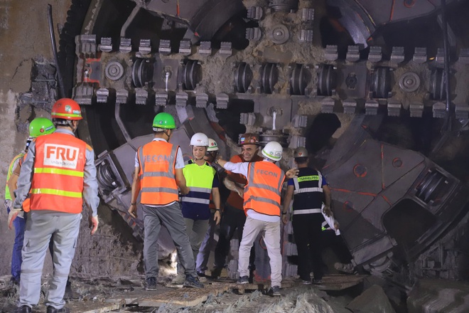 Máy đào hầm TBM 'Táo bạo' tuyến đường sắt đô thị Nhổn - Ga Hà Nội đã tiến đến ga S10 - Cát Linh- Ảnh 4.