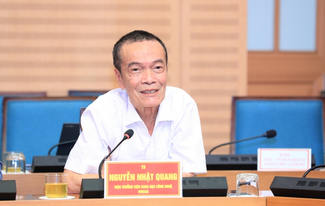 Phó Chủ tịch UBND Thành phố Trương Việt Dũng làm việc với các chuyên gia, nhà khoa học về kế hoạch phát triển dữ liệu lớn- Ảnh 6.