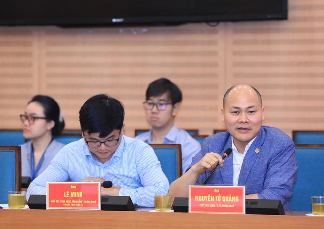 Phó Chủ tịch UBND Thành phố Trương Việt Dũng làm việc với các chuyên gia, nhà khoa học về kế hoạch phát triển dữ liệu lớn- Ảnh 8.