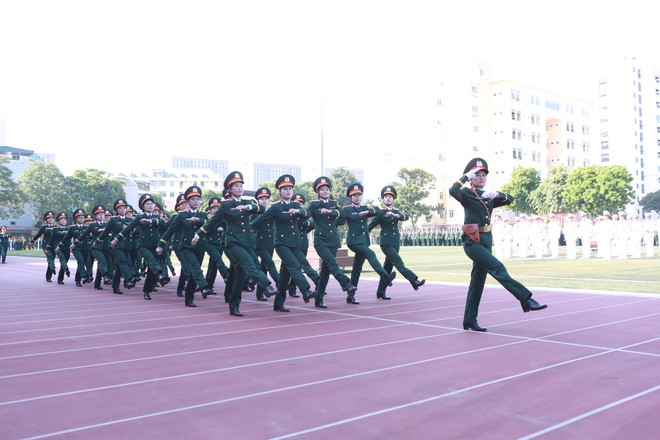 Học viện Hậu cần đón nhận danh hiệu Anh hùng Lực lượng vũ trang nhân dân lần thứ 2- Ảnh 7.