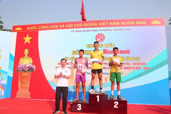 Sôi nổi Chung kết Giải chạy Báo Hànộimới mở rộng lần thứ 50 - Vì hòa bình phường Dương Nội năm 2025- Ảnh 5.