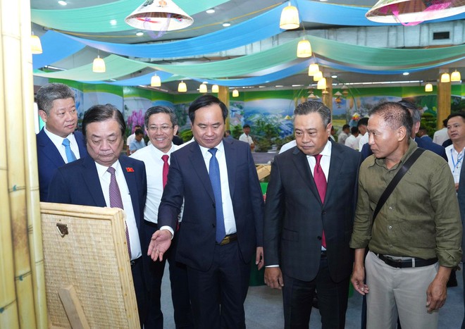 Hà Nội hoàn thành nhiệm vụ xây dựng Nông thôn mới, đón nhận Huân chương Lao động hạng Nhất- Ảnh 4.