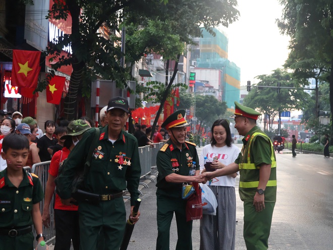 Công an Thủ đô bảo đảm tuyệt đối an ninh, an toàn dịp nghỉ Lễ Quốc khánh 2/9- Ảnh 7.