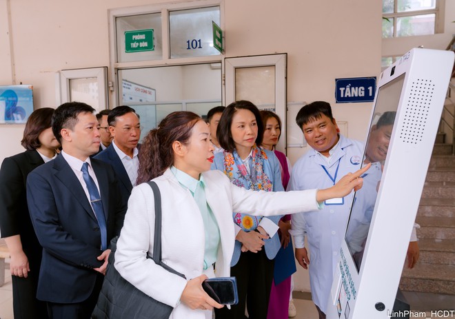 Hà Nội đẩy mạnh đổi mới y tế cơ sở, hướng tới chăm sóc sức khỏe toàn dân bền vững- Ảnh 11.