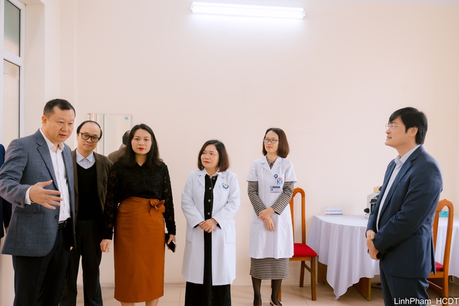 Các bệnh viện của Thành phố đồng hành cùng Trạm Y tế phường Việt Hưng nhằm nâng cao chất lượng khám, chữa bệnh- Ảnh 4.