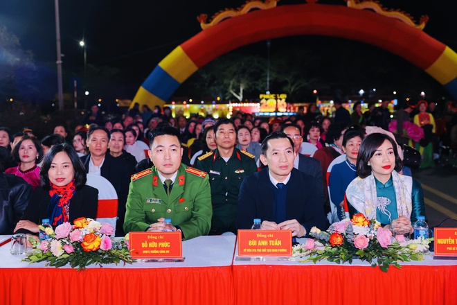 Phúc Lợi rộn ràng Liên hoan “Đảng - Mùa xuân - Dân tộc”, ra mắt Điểm “check-in” Xuân mới - Kỷ nguyên mới- Ảnh 3.