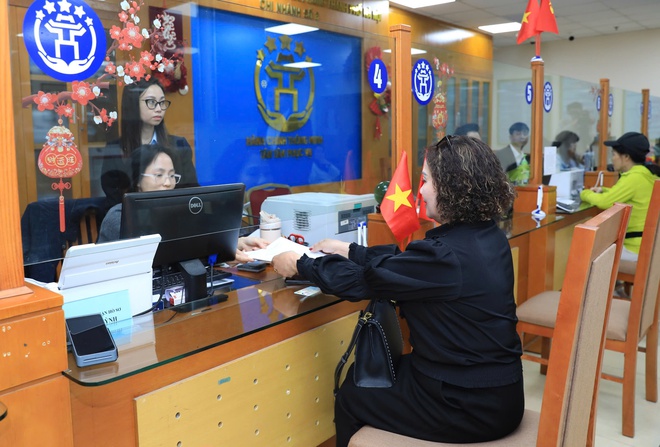 Chủ tịch Hà Nội Vũ Đại Thắng: Giải quyết thủ tục kịp thời, tận tâm phục vụ Nhân dân ngay từ những ngày đầu xuân- Ảnh 6.