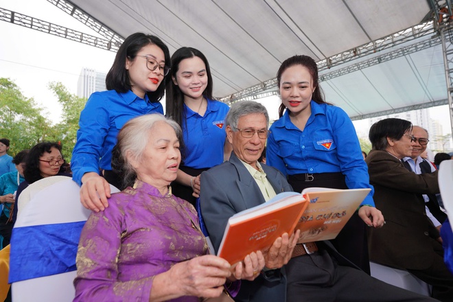 Hành trình số hóa lòng yêu nước của tuổi trẻ Thủ đô- Ảnh 1.