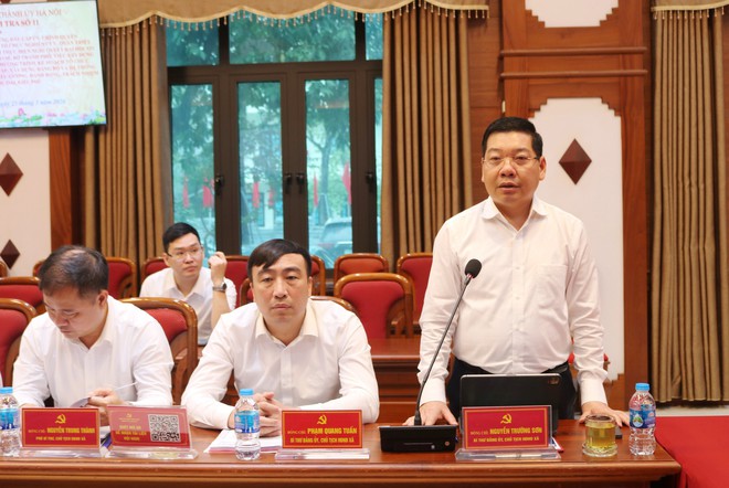 Đoàn kiểm tra số 11 Ban Thường vụ Thành ủy làm việc tại Quốc Oai và Kiều Phú về triển khai nghị quyết của Đảng- Ảnh 3.