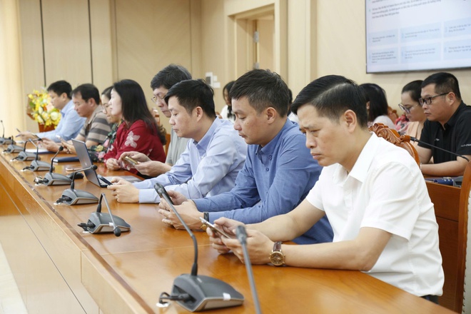Phường Hà Đông tập huấn sử dụng phần mềm HanoiWork cho cán bộ, công chức- Ảnh 3.