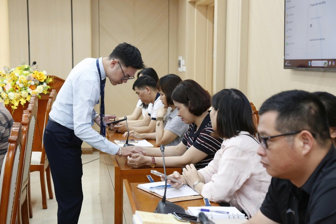 Phường Hà Đông tập huấn sử dụng phần mềm HanoiWork cho cán bộ, công chức- Ảnh 4.