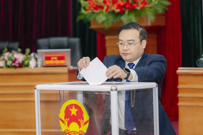 HĐND phường Việt Hưng bầu các chức danh chủ chốt nhiệm kỳ 2026-2031- Ảnh 7.