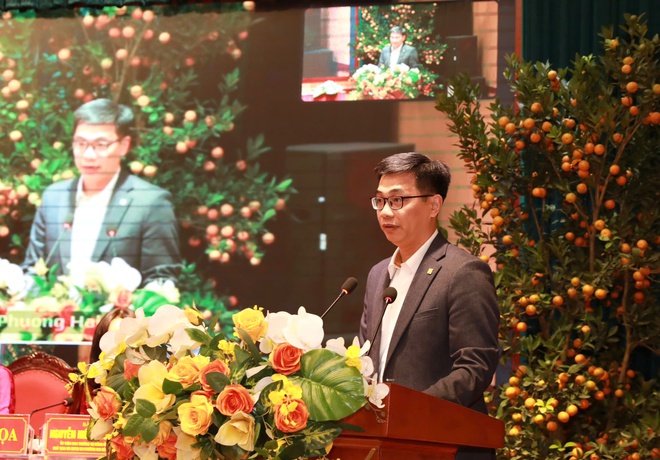 Ứng cử viên HĐND Thành phố đơn vị bầu cử số 3 tiếp xúc cử tri báo cáo chương trình hành động- Ảnh 4.