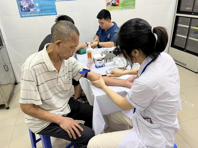 Lan tỏa yêu thương, chăm lo sức khỏe người khuyết tật tại phường Long Biên- Ảnh 6.