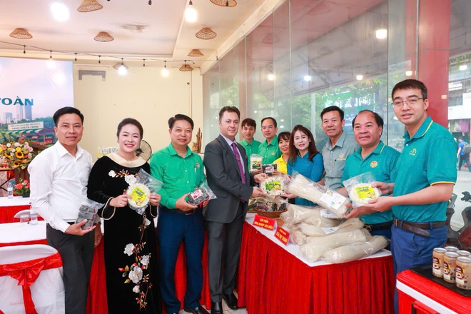 Gần 300 sản phẩm từ hợp tác xã, doanh nghiệp tham gia Phiên chợ Nông sản Hà Nội 2026- Ảnh 6.