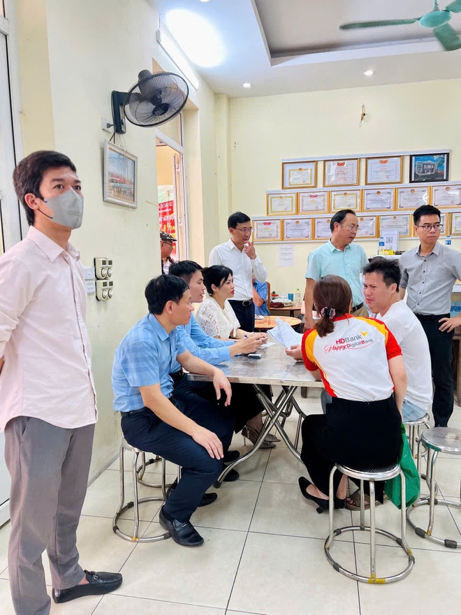 Điểm hỗ trợ dịch vụ công số Hồng Vân: Tận tâm phục vụ nhân dân bằng hành động thiết thực- Ảnh 3.