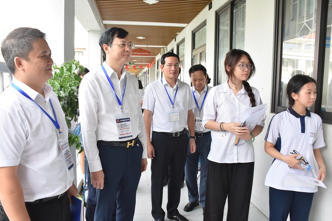 Gần 125.000 thí sinh Hà Nội bước vào kỳ thi lớp 10 THPT công lập- Ảnh 6.