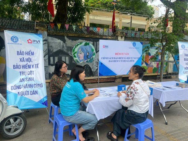 Bảo hiểm xã hội Thành phố ra quân phát động tham gia BHXH tự nguyện, BHYT hộ gia đình- Ảnh 6.