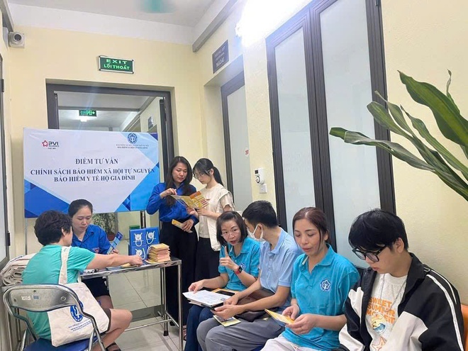 Bảo hiểm xã hội Thành phố ra quân phát động tham gia BHXH tự nguyện, BHYT hộ gia đình- Ảnh 7.