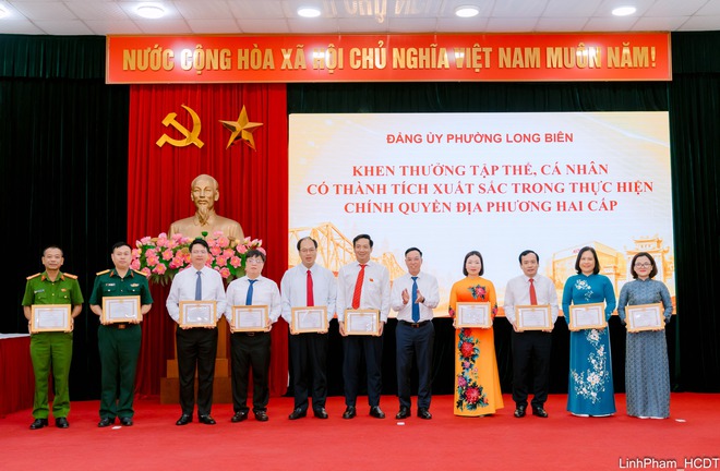 Long Biên sơ kết 01 năm vận hành chính quyền địa phương hai cấp, khẳng định hiệu quả mô hình mới- Ảnh 6.