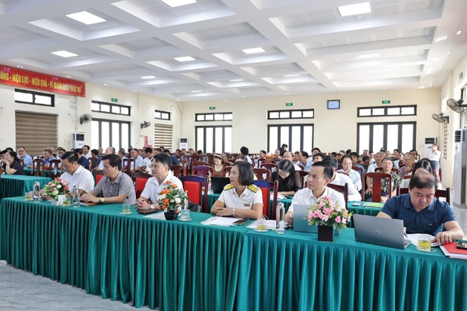 Xuân Mai: Đối thoại với người dân, doanh nghiệp về giải quyết thủ tục hành chính- Ảnh 2.