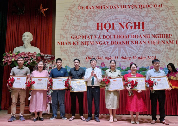 Huyện Quốc Oai: Đồng hành, kiến tạo, hỗ trợ doanh nghiệp trong sản xuất, kinh doanh- Ảnh 4.