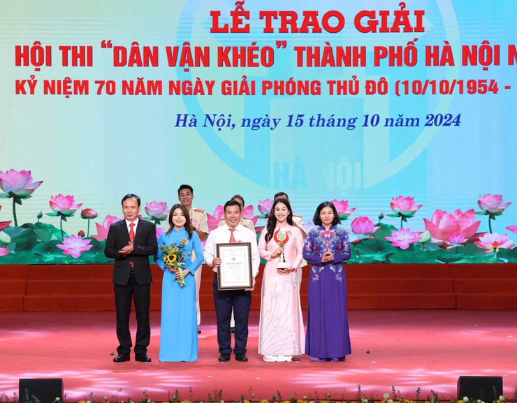 "Dân vận khéo" chứng minh hiệu quả rõ nét trong các nhiệm vụ mới, khó của Thủ đô- Ảnh 8.