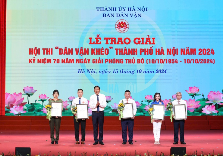 "Dân vận khéo" chứng minh hiệu quả rõ nét trong các nhiệm vụ mới, khó của Thủ đô- Ảnh 6.