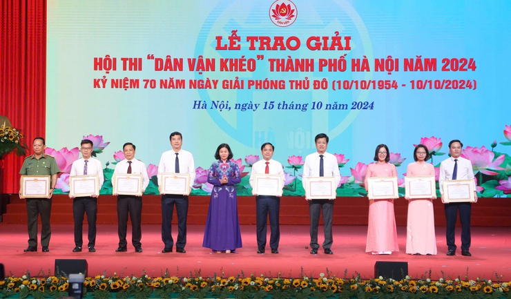 "Dân vận khéo" chứng minh hiệu quả rõ nét trong các nhiệm vụ mới, khó của Thủ đô- Ảnh 5.