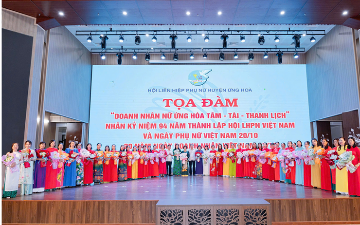 Tọa đàm Doanh nhân nữ Ứng Hòa Tâm - Tài - Thanh lịch- Ảnh 2.