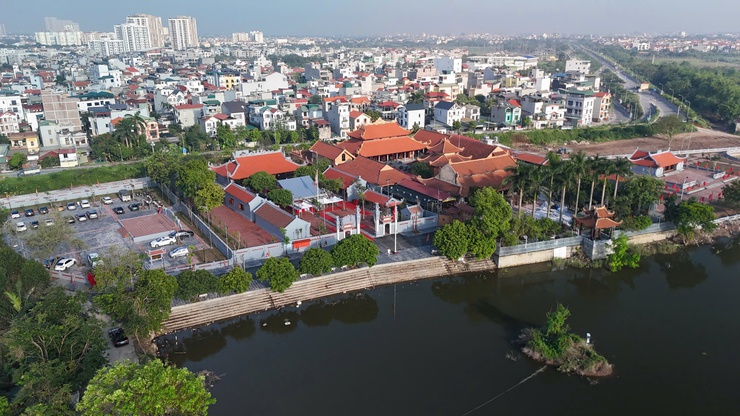 Quận Long Biên gắn biển công trình tu bổ, tôn tạo Di tích kiến trúc nghệ thuật đình Quán Tình- Ảnh 8.