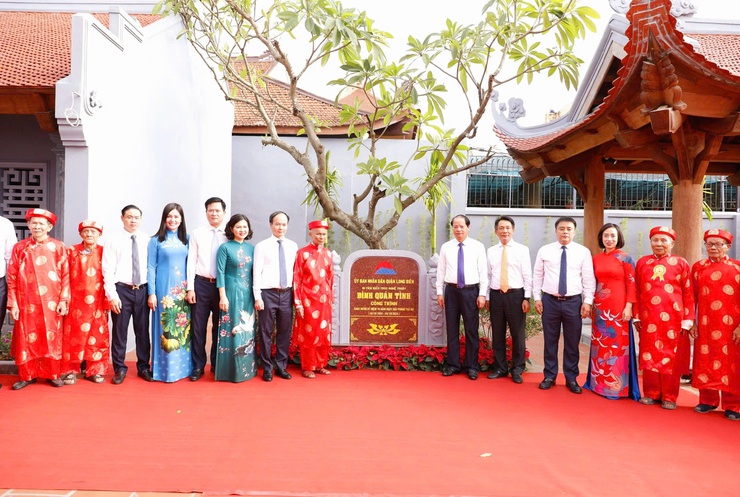 Quận Long Biên gắn biển công trình tu bổ, tôn tạo Di tích kiến trúc nghệ thuật đình Quán Tình- Ảnh 4.